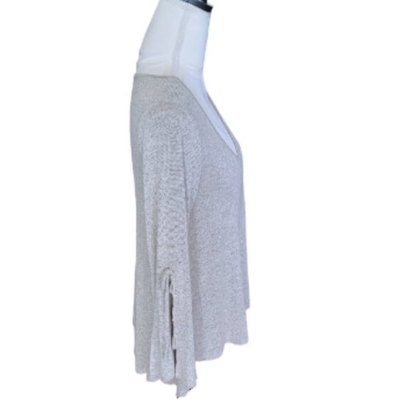 Caution to the Wind Gray and White Marbled Long Slit Sleeve Casual Sweater - Picture 4 of 5